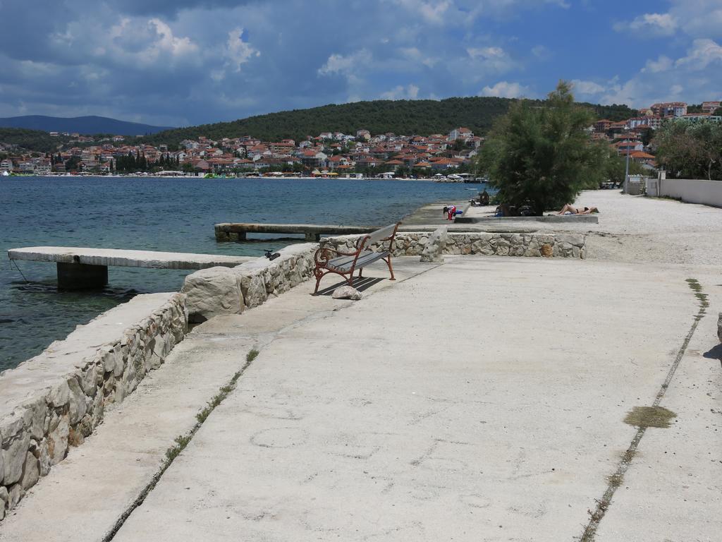 Apartments Luka Trogir Buitenkant foto