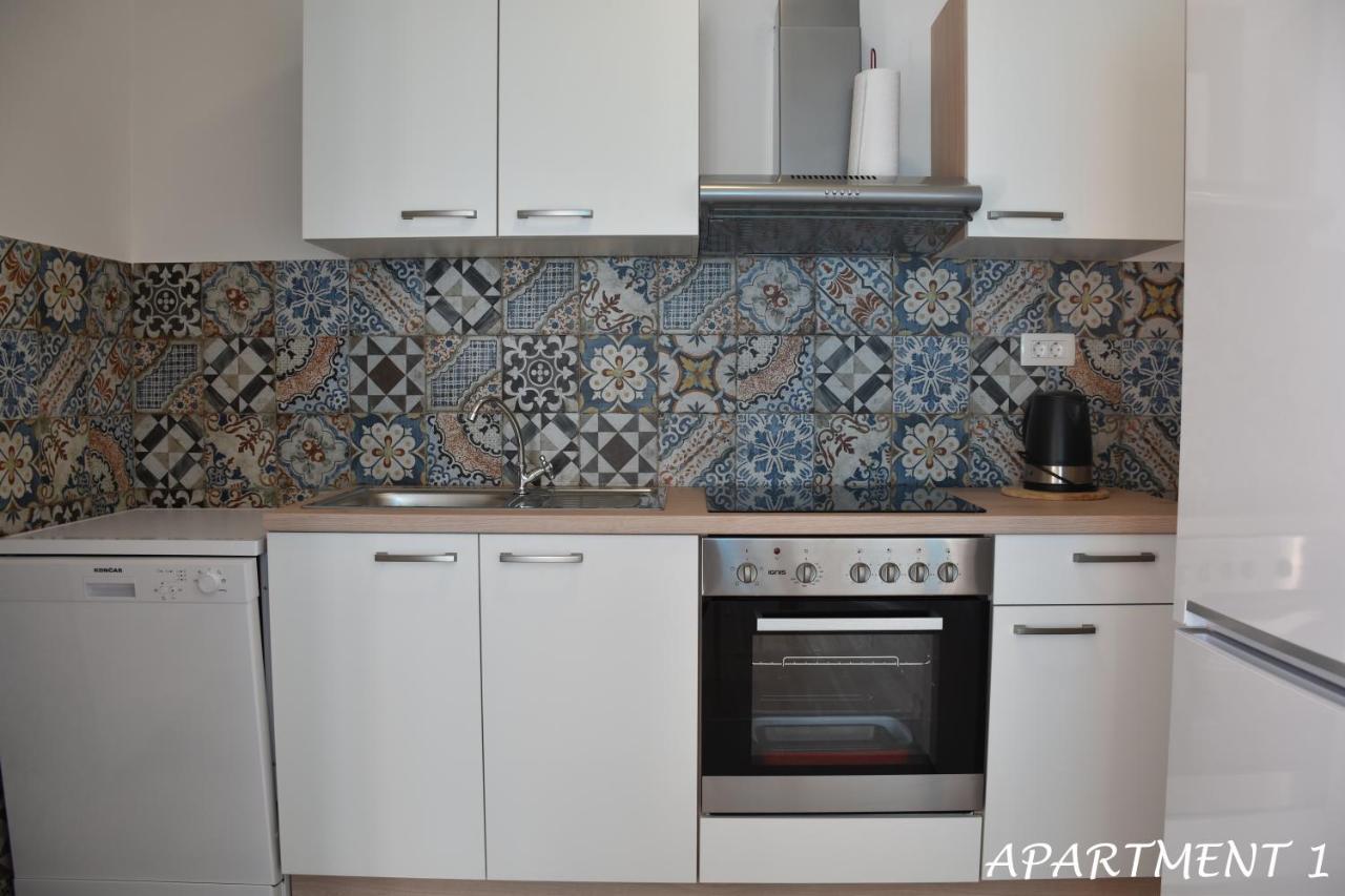 Apartments Luka Trogir Buitenkant foto