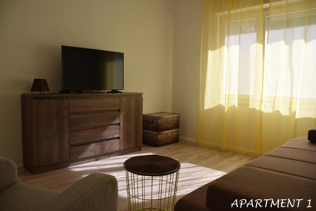 Apartments Luka Trogir Buitenkant foto