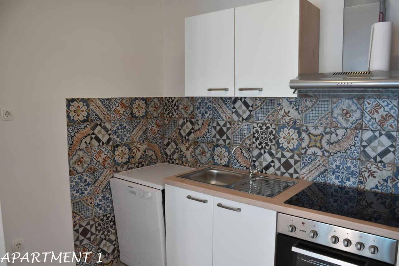Apartments Luka Trogir Buitenkant foto