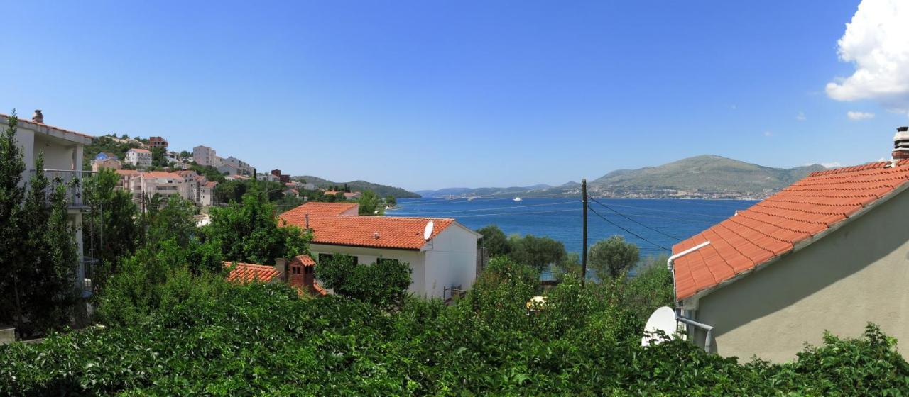 Apartments Luka Trogir Buitenkant foto