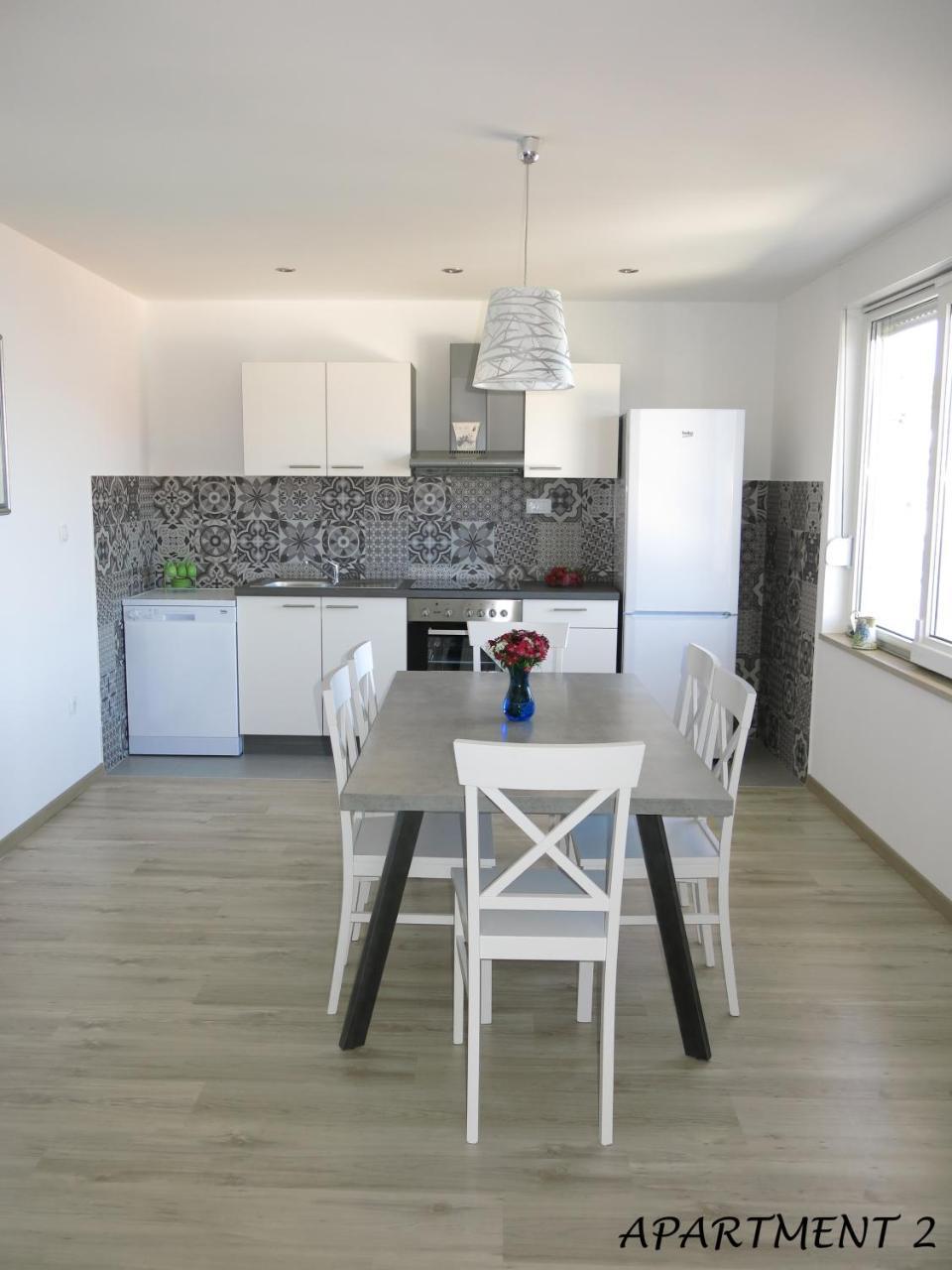 Apartments Luka Trogir Buitenkant foto