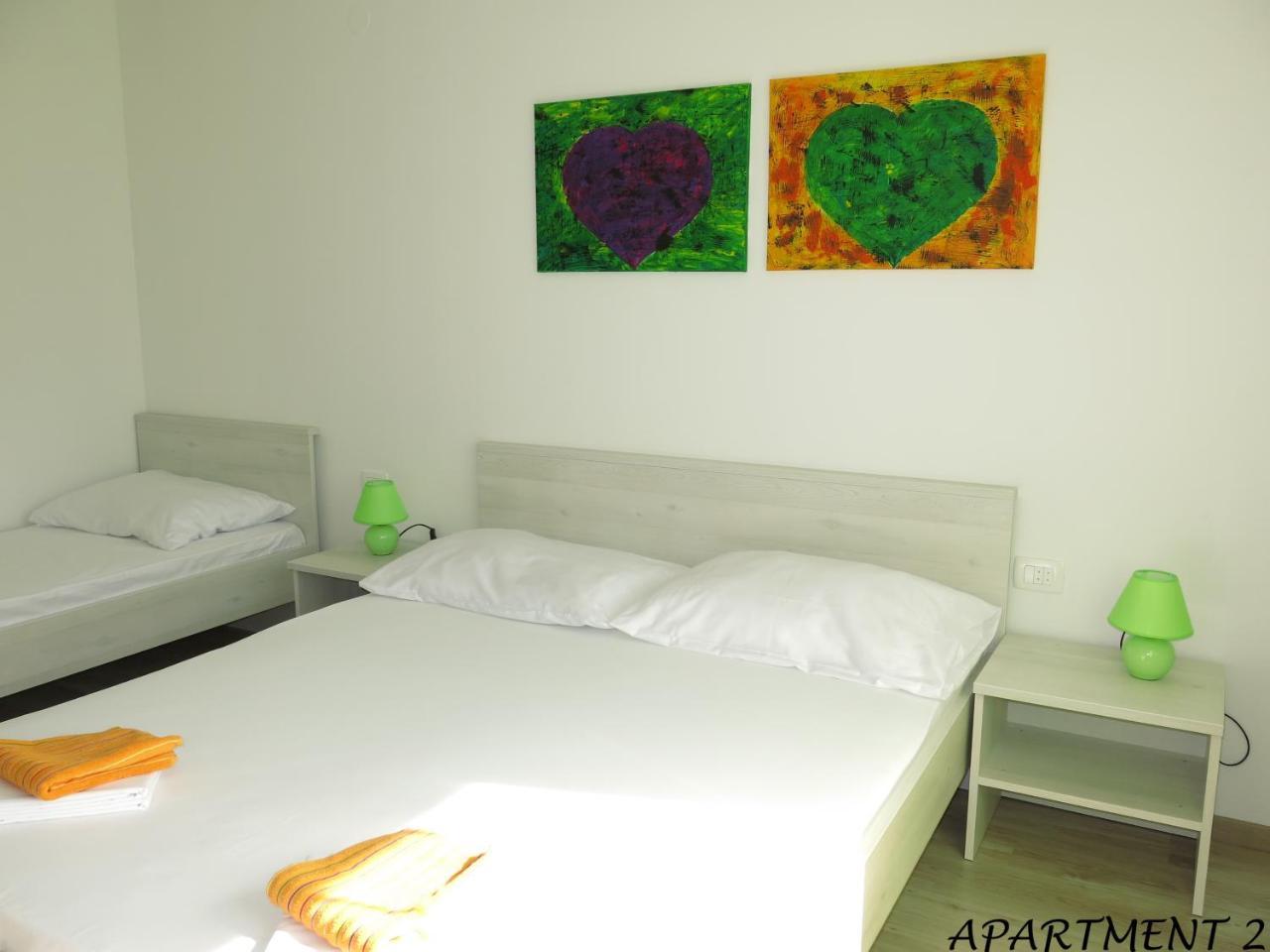 Apartments Luka Trogir Buitenkant foto