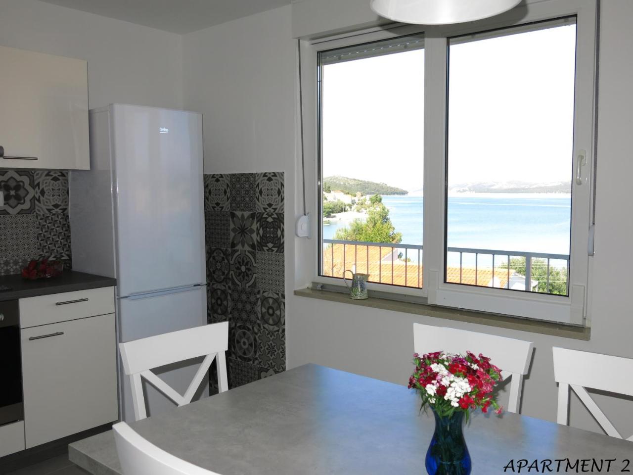 Apartments Luka Trogir Buitenkant foto